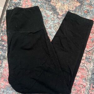 Black High-Waisted 7/8 Leggings